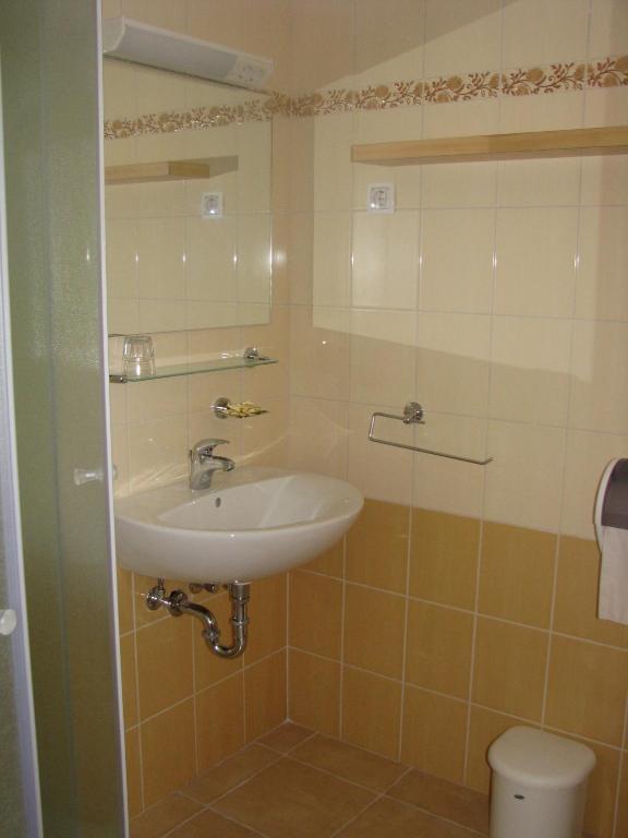 Rute Hotel And Apartments Kranjska Gora Room photo