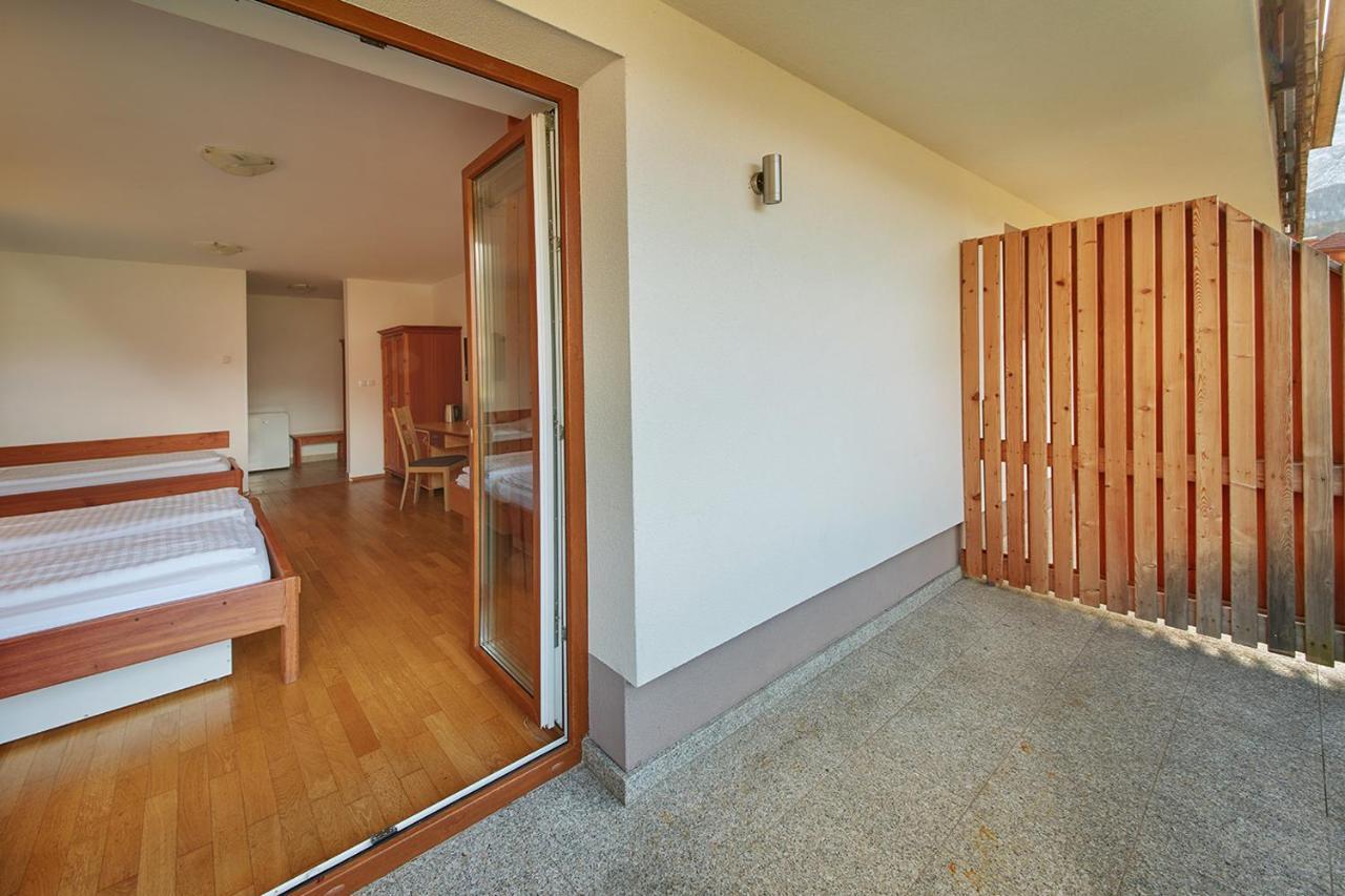 Rute Hotel And Apartments Kranjska Gora Exterior photo